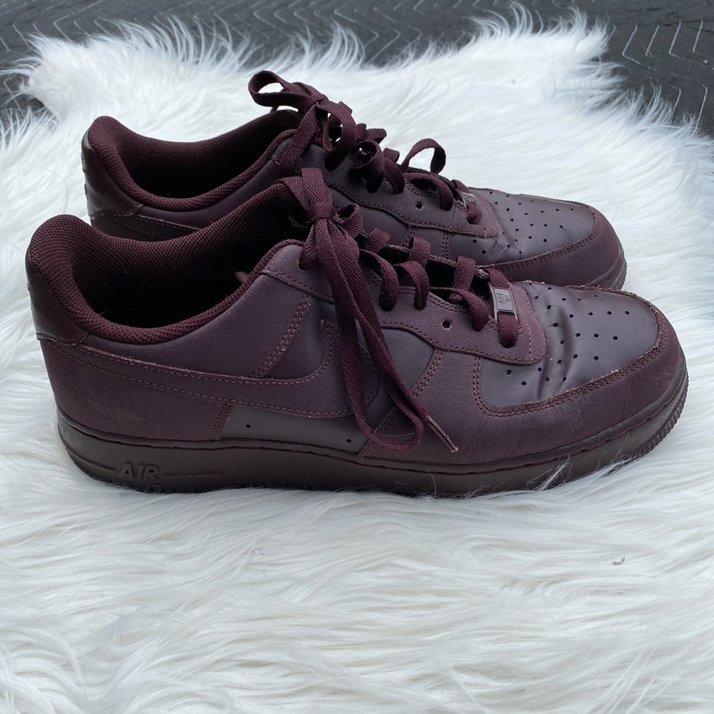 Nike Classic Air Force 1 Solid Maroon - image 2
